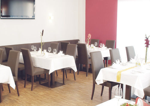 Acantus Hotel Weisendorf Ngoại thất bức ảnh